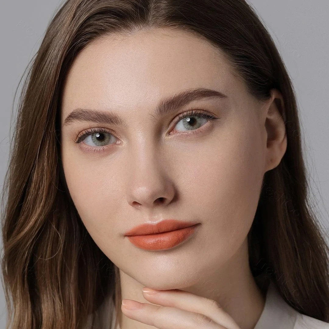 Hidrocor II - Sky Gray Colored Contacts 4 Hidrocor II - Sky Gray Colored Contacts - Image 4