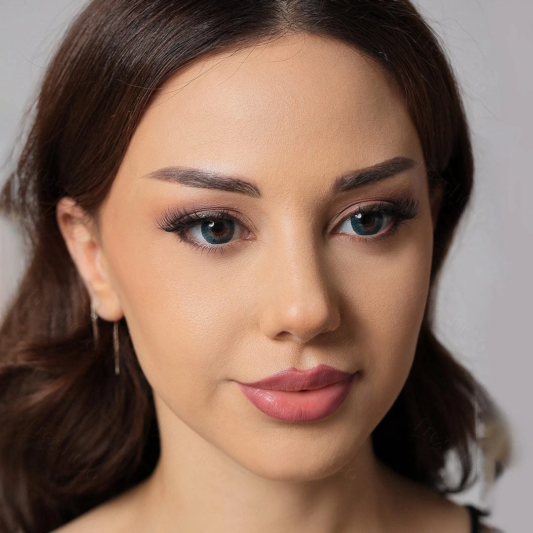 3 Tone Turquoise Colored Contact Lenses 4 3 Tone Turquoise Colored Contact Lenses - Image 4